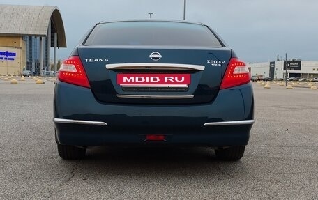 Nissan Teana, 2010 год, 900 000 рублей, 9 фотография