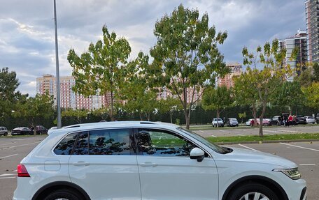 Volkswagen Tiguan II, 2021 год, 3 150 000 рублей, 3 фотография
