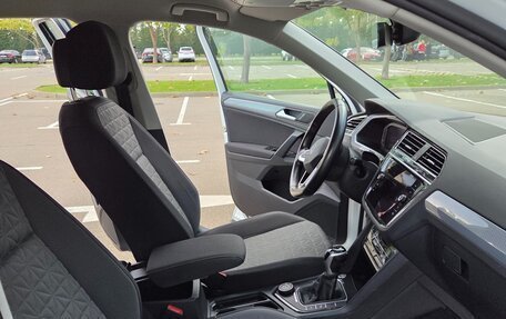 Volkswagen Tiguan II, 2021 год, 3 150 000 рублей, 5 фотография