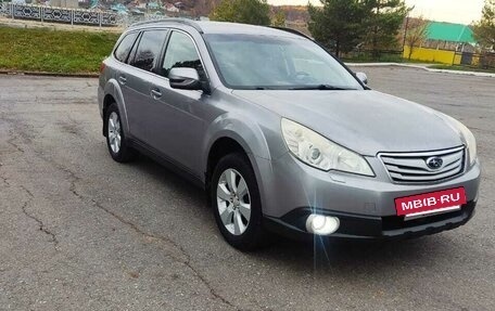 Subaru Outback IV рестайлинг, 2011 год, 1 100 000 рублей, 4 фотография