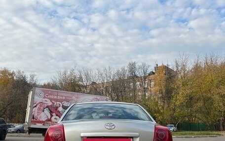 Toyota Avensis III рестайлинг, 2004 год, 615 000 рублей, 4 фотография