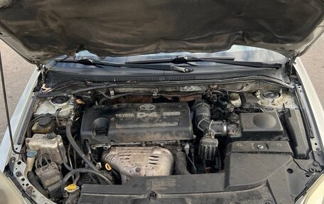Toyota Avensis III рестайлинг, 2004 год, 615 000 рублей, 15 фотография