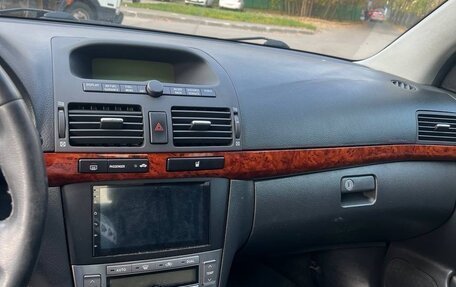 Toyota Avensis III рестайлинг, 2004 год, 615 000 рублей, 17 фотография