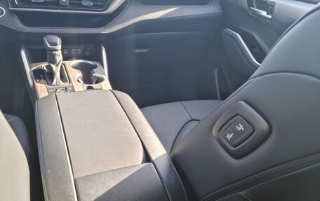 Toyota Highlander, 2025 год, 5 300 000 рублей, 7 фотография