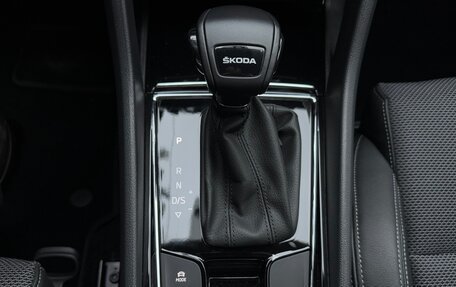 Skoda Karoq I, 2021 год, 2 590 000 рублей, 9 фотография