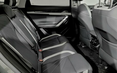 Geely Atlas, 2024 год, 2 650 000 рублей, 12 фотография