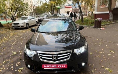 Honda Accord VIII рестайлинг, 2012 год, 1 750 000 рублей, 11 фотография