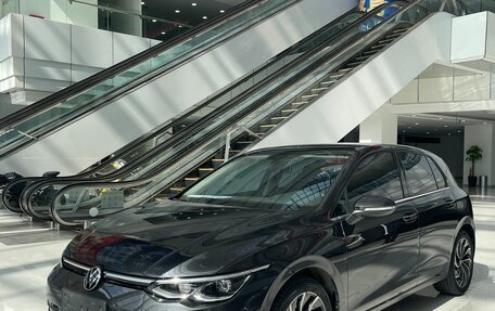 Volkswagen Golf VIII, 2022 год, 2 800 000 рублей, 4 фотография