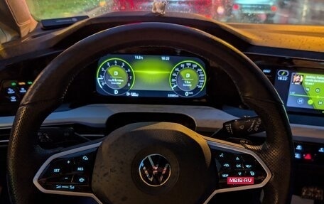 Volkswagen Golf VIII, 2022 год, 2 800 000 рублей, 12 фотография
