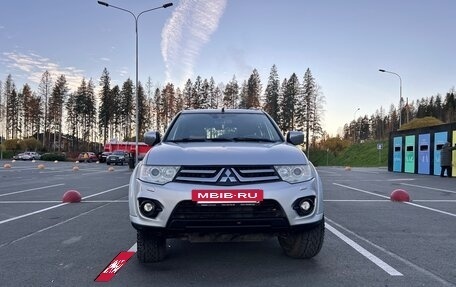 Mitsubishi Pajero Sport II рестайлинг, 2013 год, 1 900 000 рублей, 2 фотография