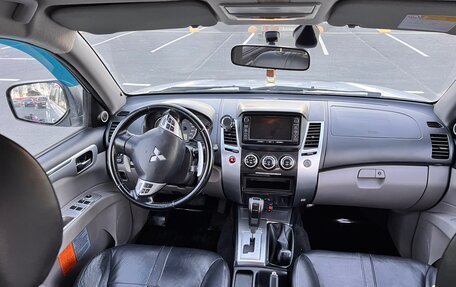 Mitsubishi Pajero Sport II рестайлинг, 2013 год, 1 900 000 рублей, 20 фотография