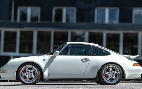 Porsche 911, 1995 год, 18 190 032 рублей, 4 фотография