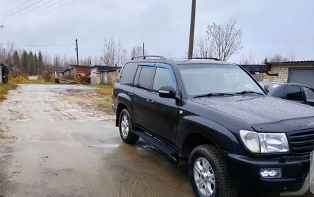 Toyota Land Cruiser 100 рестайлинг 2, 2004 год, 1 200 000 рублей, 2 фотография