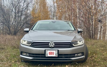 Volkswagen Passat B8 рестайлинг, 2015 год, 1 590 000 рублей, 5 фотография