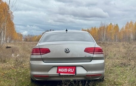 Volkswagen Passat B8 рестайлинг, 2015 год, 1 590 000 рублей, 6 фотография