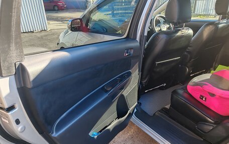 Toyota Wish II, 2006 год, 1 170 000 рублей, 8 фотография