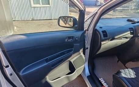 Toyota Wish II, 2006 год, 1 170 000 рублей, 10 фотография