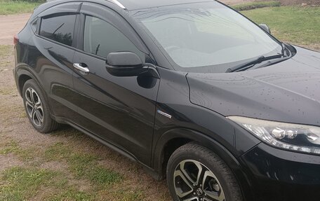 Honda Vezel, 2014 год, 1 300 000 рублей, 3 фотография