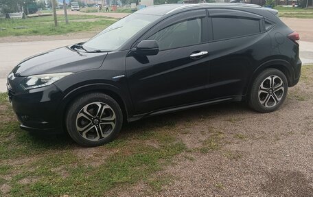 Honda Vezel, 2014 год, 1 300 000 рублей, 1 фотография