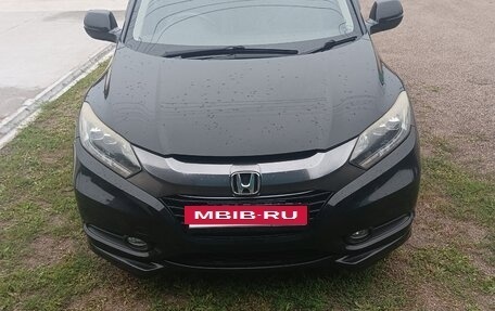 Honda Vezel, 2014 год, 1 300 000 рублей, 2 фотография