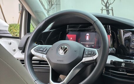 Volkswagen Golf VIII, 2023 год, 1 715 005 рублей, 11 фотография
