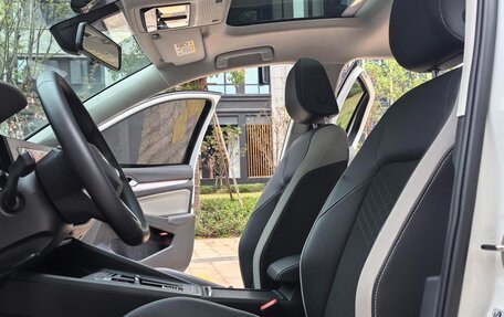 Volkswagen Golf VIII, 2023 год, 1 715 005 рублей, 9 фотография