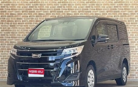 Toyota Noah III, 2021 год, 2 165 002 рублей, 1 фотография