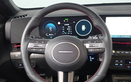 Hyundai Kona, 2023 год, 2 170 000 рублей, 7 фотография