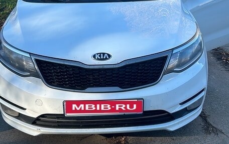 KIA Rio III рестайлинг, 2015 год, 1 050 000 рублей, 1 фотография