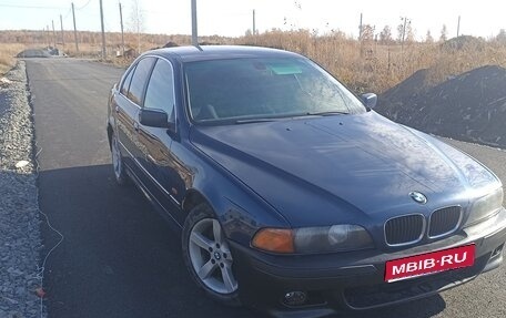 BMW 5 серия, 2000 год, 415 000 рублей, 1 фотография