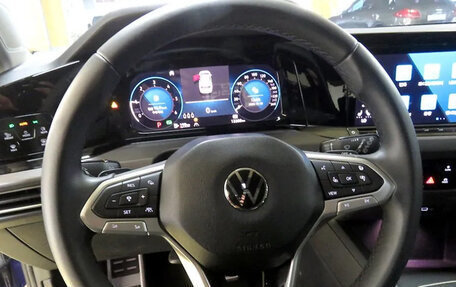 Volkswagen Golf VIII, 2022 год, 1 940 020 рублей, 8 фотография