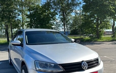 Volkswagen Jetta VII, 2014 год, 900 000 рублей, 1 фотография