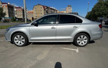 Volkswagen Jetta VII, 2014 год, 900 000 рублей, 3 фотография