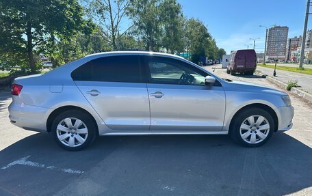 Volkswagen Jetta VII, 2014 год, 900 000 рублей, 5 фотография