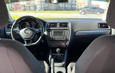 Volkswagen Jetta VII, 2014 год, 900 000 рублей, 6 фотография