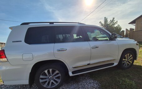 Toyota Land Cruiser 200, 2020 год, 8 200 000 рублей, 4 фотография