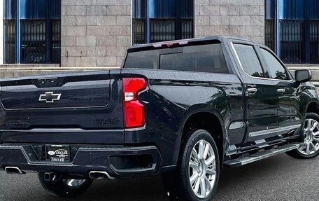 Chevrolet Silverado, 2024 год, 7 999 999 рублей, 12 фотография