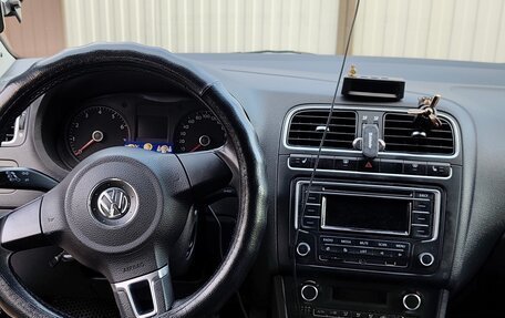 Volkswagen Polo VI (EU Market), 2013 год, 700 000 рублей, 9 фотография