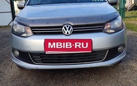 Volkswagen Polo VI (EU Market), 2013 год, 700 000 рублей, 4 фотография
