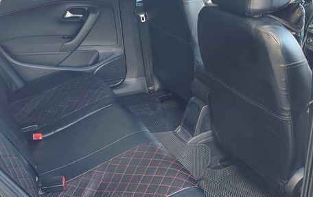 Volkswagen Polo VI (EU Market), 2013 год, 700 000 рублей, 12 фотография