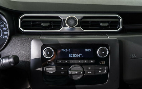 Renault Duster, 2022 год, 1 780 000 рублей, 14 фотография