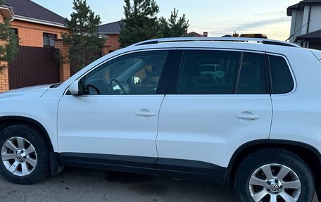 Volkswagen Tiguan I, 2011 год, 1 090 000 рублей, 3 фотография