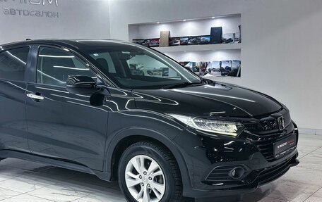 Honda Vezel, 2020 год, 2 400 000 рублей, 3 фотография