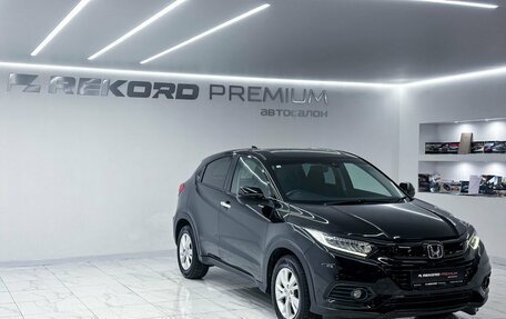 Honda Vezel, 2020 год, 2 400 000 рублей, 2 фотография