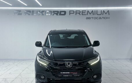 Honda Vezel, 2020 год, 2 400 000 рублей, 6 фотография