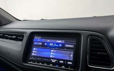 Honda Vezel, 2020 год, 2 400 000 рублей, 15 фотография