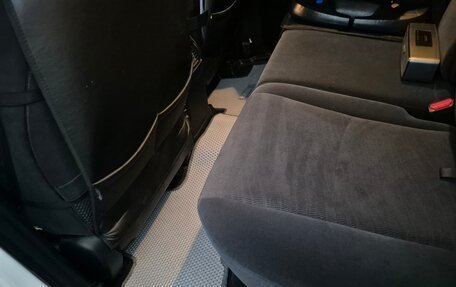 Toyota Land Cruiser Prado 150 рестайлинг, 2018 год, 4 050 000 рублей, 10 фотография