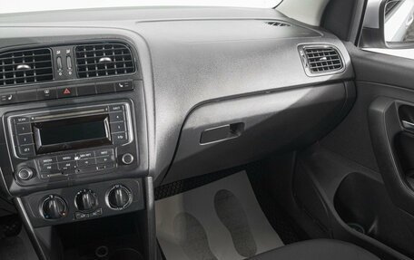 Volkswagen Polo VI (EU Market), 2013 год, 749 000 рублей, 20 фотография