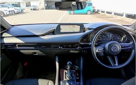 Mazda 3, 2022 год, 1 425 000 рублей, 7 фотография