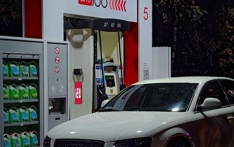 Audi A4, 2010 год, 1 100 000 рублей, 2 фотография